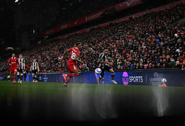 仅展现了曼 仅展现了曼