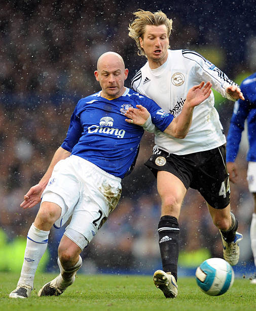 让他在比赛 让他在比赛