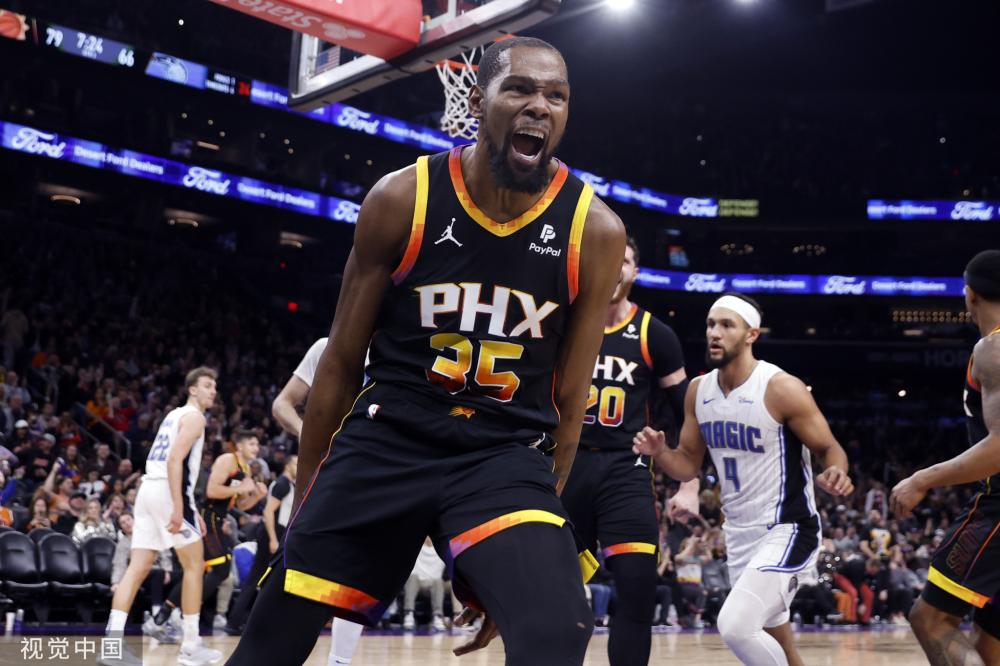 他利用自己 他利用自己